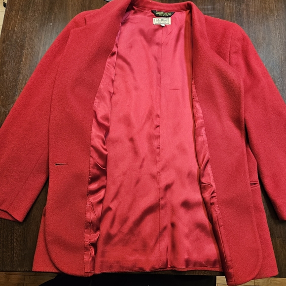 LL Bean Vintage Bright Red Blazer Size 12P - Picture 4 of 9